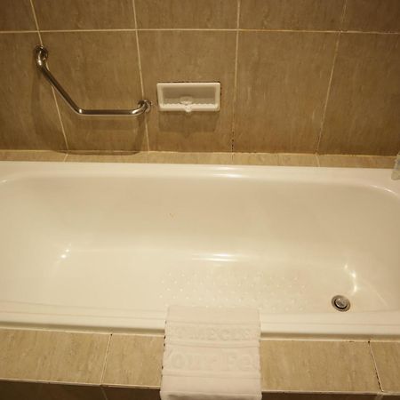 Hotel Dafam Семаранг Экстерьер фото
