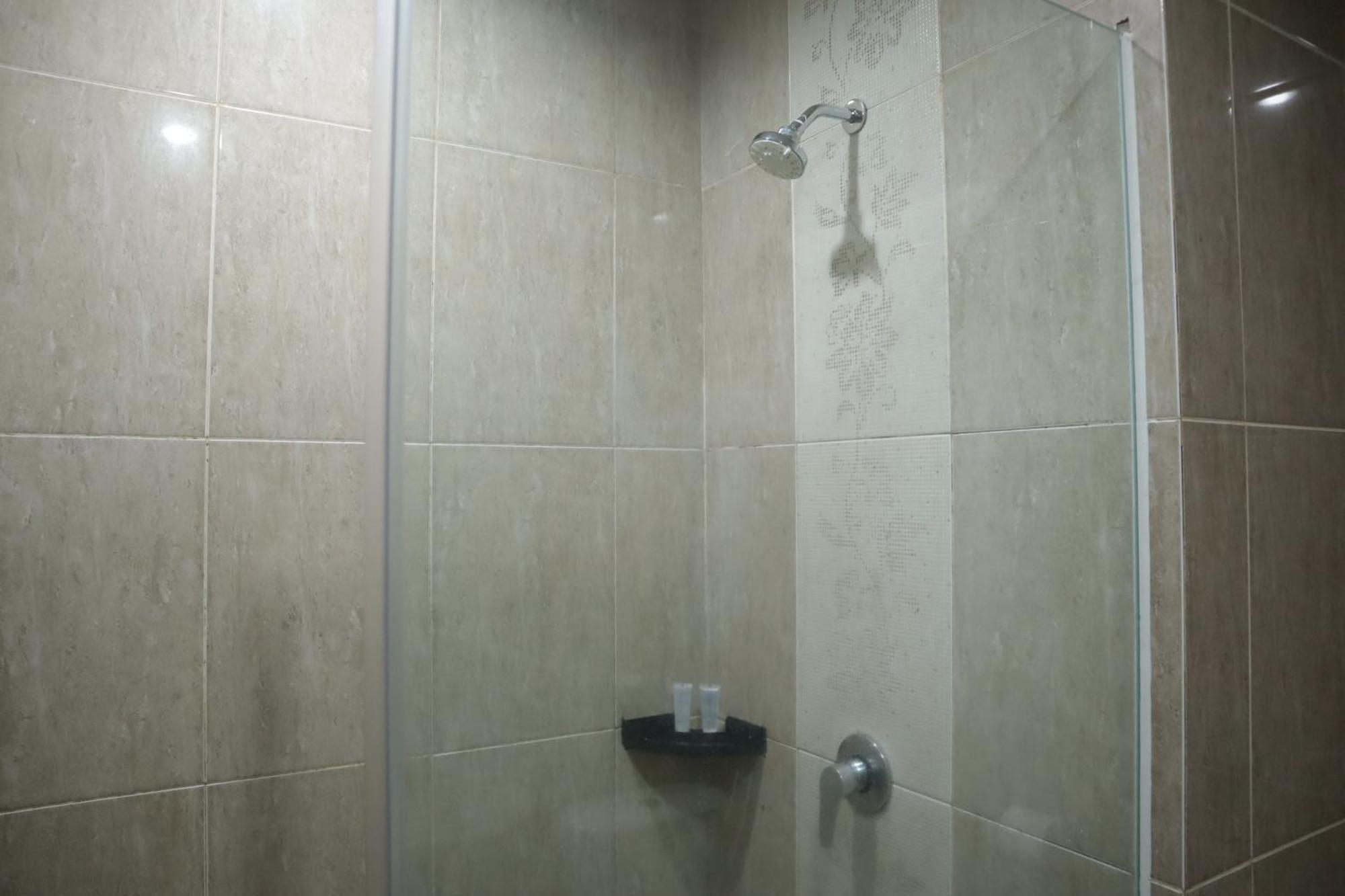 Hotel Dafam Семаранг Экстерьер фото